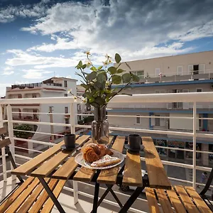 Nerissa Suites&rooms Guest house
